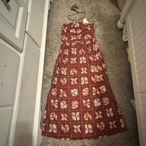 REVOLVE Dresses & Skirts - NWT revolve dress size large